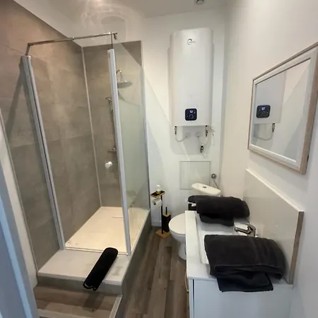Maison Campagne Proche A75 Lägenhet *